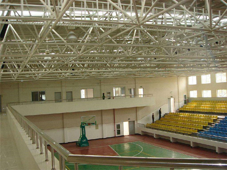 桂林体育看台网架工程